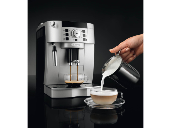 Кавоварка De`Longhi ECAM 22.110.SB 0132213068